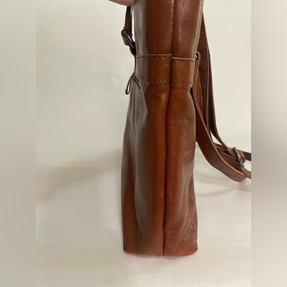 Spikes & Sparrow Leather Bag - Picture 9 of 15